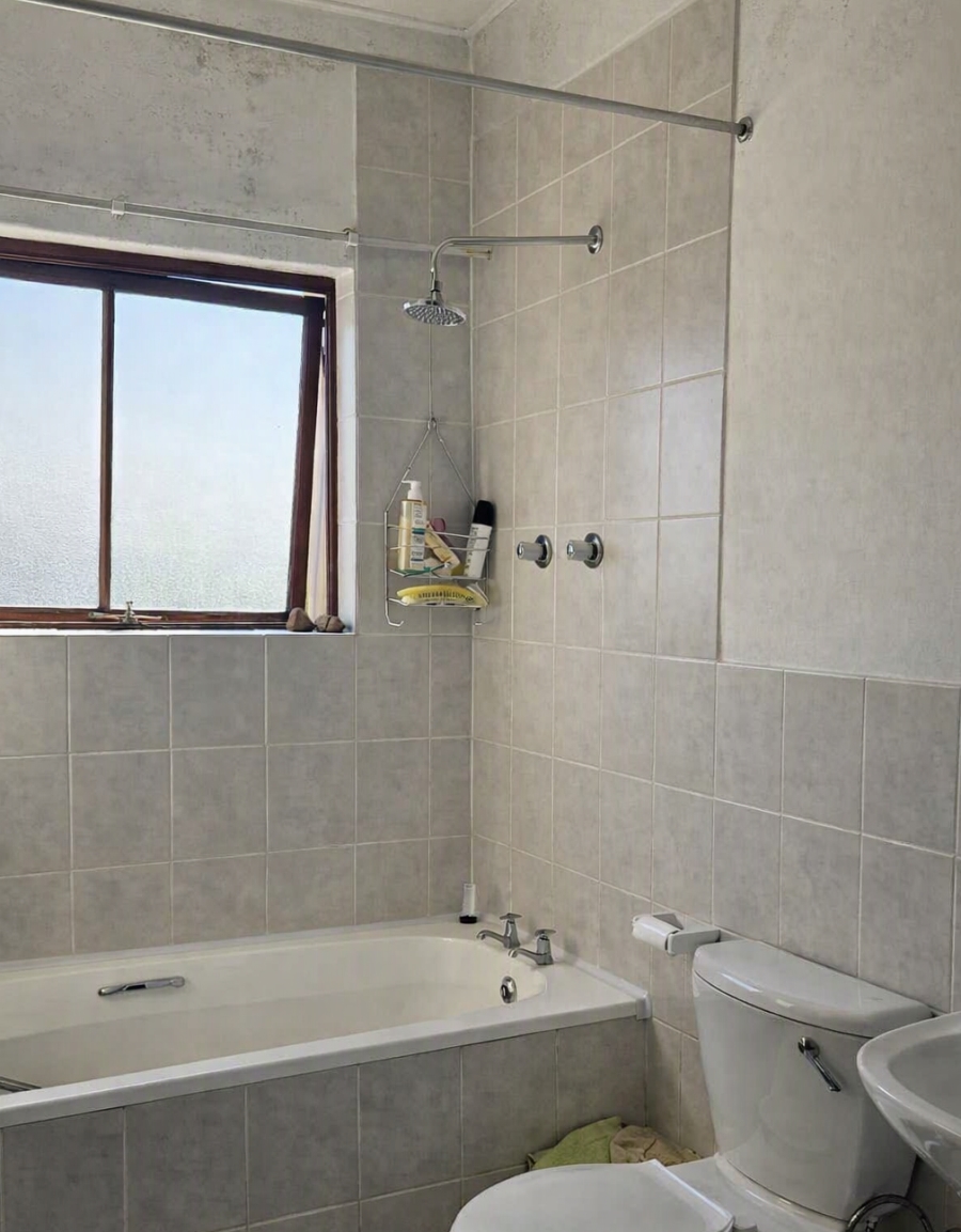 2 Bedroom Property for Sale in Parklands Western Cape